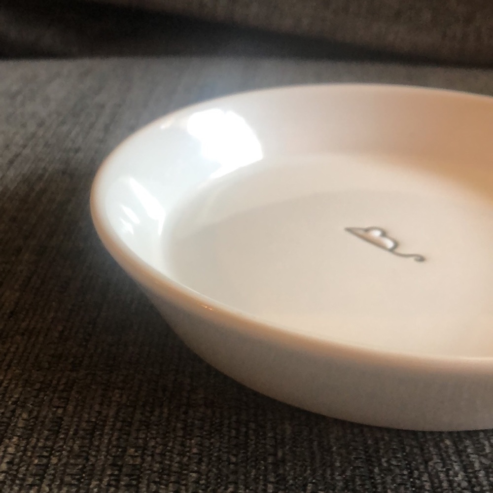 Set of 3 Ceramic Dishes - Picture 6 of 6